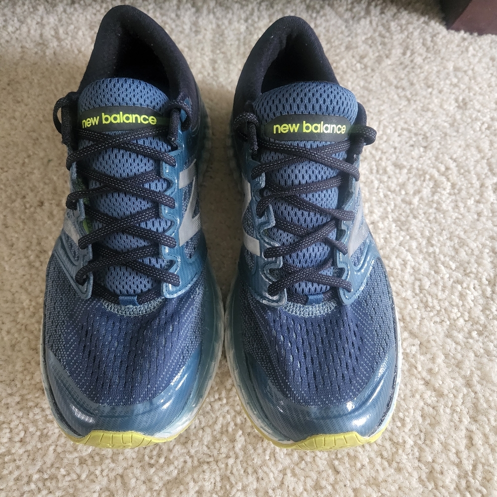 New Balance Fresh Foam 1080 Men Size 11.5 DM1080GY7